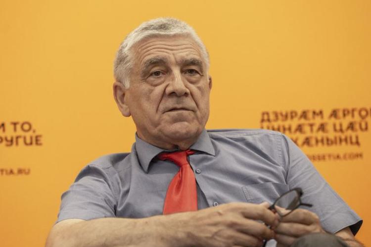 Коста Петрович Пухаев