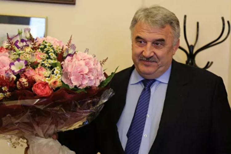 Петр Наниев