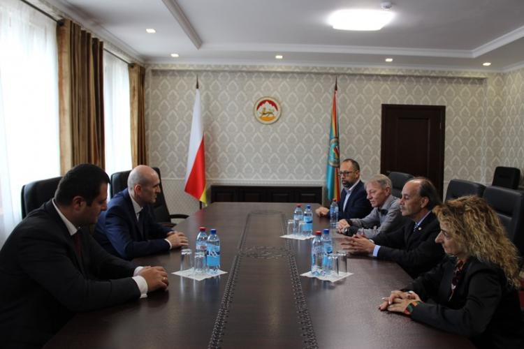 Встреча Министра иностранных дел РЮО А.М. Джиоева с делегацией из Италии