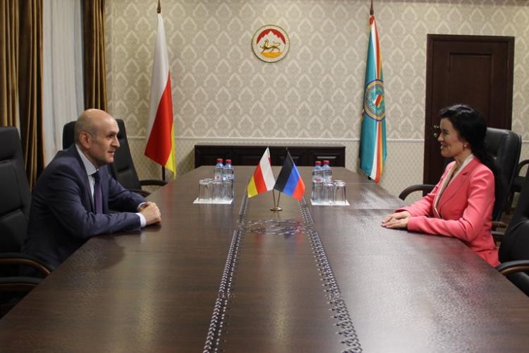 Встреча А.М. Джиоева и Н.С. Михайловой