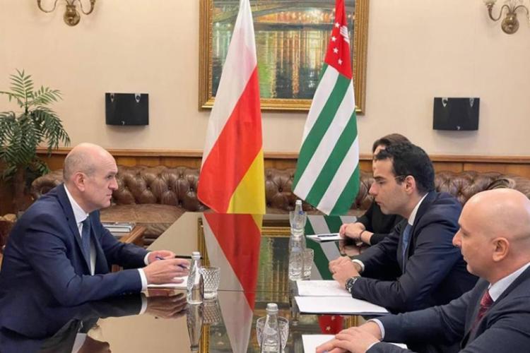 Встреча Ахсара Джиоева и Инала Ардзинба