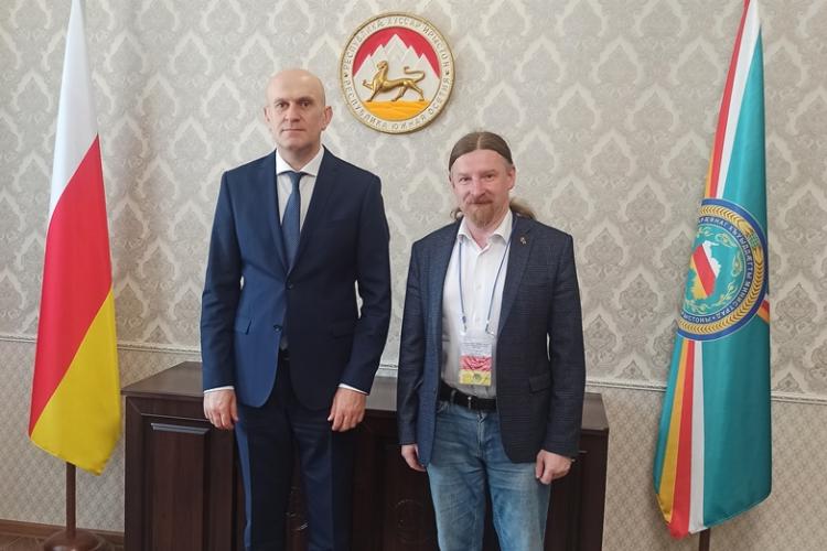 А.М. Джиоев и А.В. Дзермант