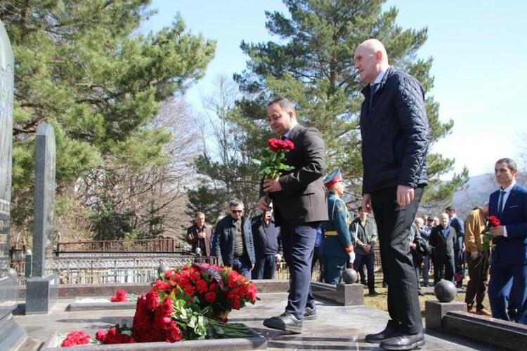 Торжественные мероприятия, посвященные 100-летию Знаура Гассиева