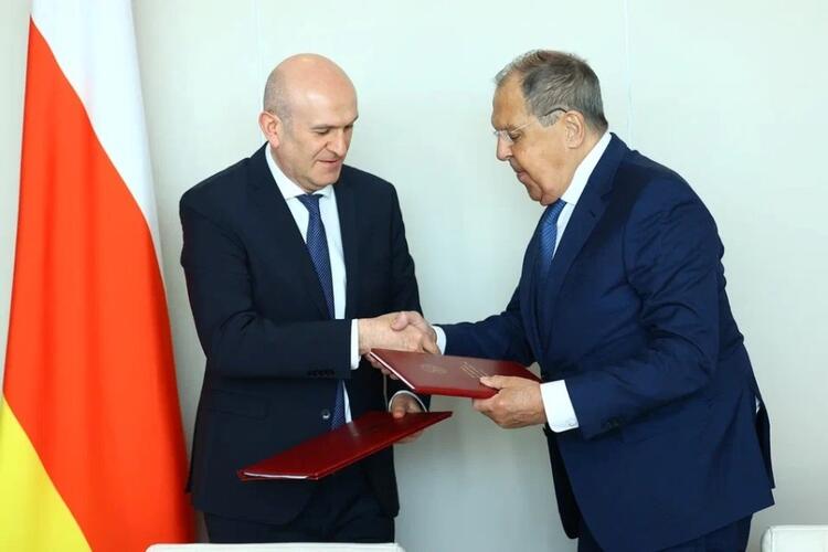 Встреча Министров иностранных дел Южной Осетии и России А.М. Джиоева и С.В. Лаврова