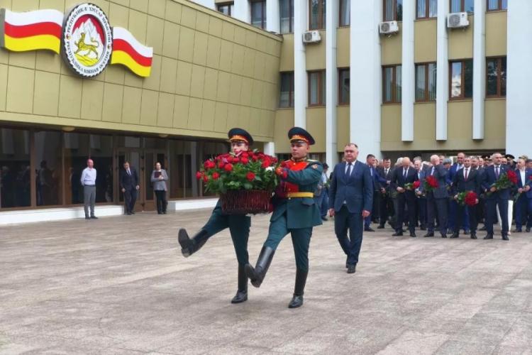 Мероприятия к 34-й годовщине принятия Акта провозглашения независимости Южной Осетии