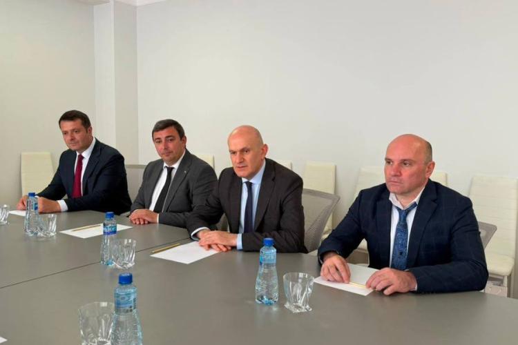 Встреча Министра иностранных дел Республики Южная Осетия А.М. Джиоева и И.о. министра иностранных дел Республики Абхазия О.М. Бигвава