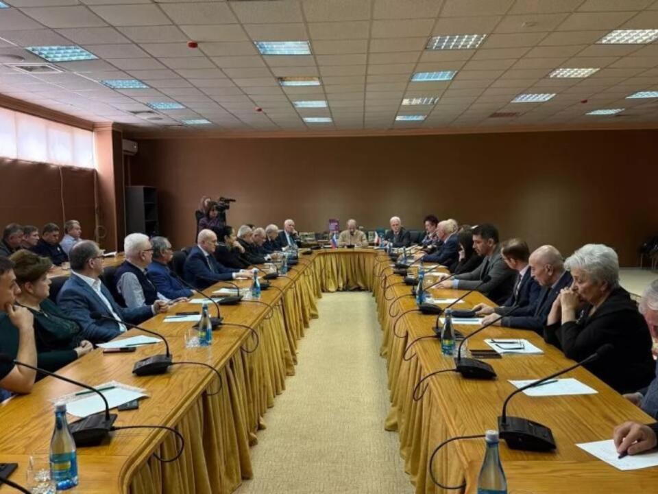 Круглый стол «Единство народов России и Осетии: диалог культур в условиях современности»