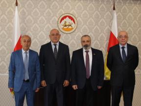 Встреча Д.Н. Медоева и Д.К. Бабаяна