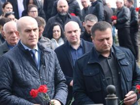 Траурный митинг памяти жертв Ередской трагедии