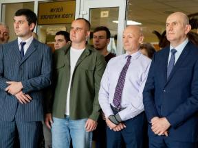 Открытие выставки картин Павла Хасиева