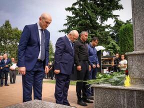 Памятная акция в память о жертвах теракта в Беслане